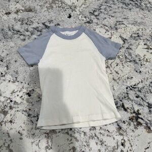 Brandy Melville White and Blue Baby-Tee